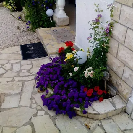 Apartment Megy
